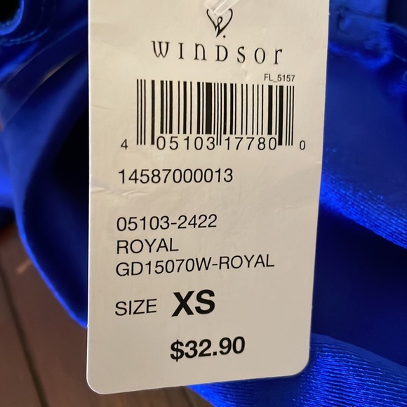 Sexy Windsor Dress 💙💙💙 - Picture 6 of 8